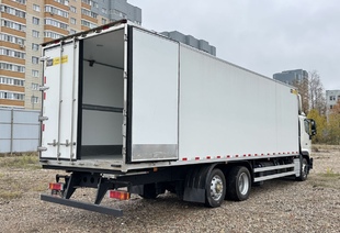 HINO 700 (20т) 6×2 РЕФРИЖЕРАТОР ХОУ THERMO KING T-1080